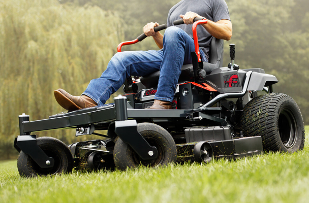 Lawn Tractors Thumbnail 4